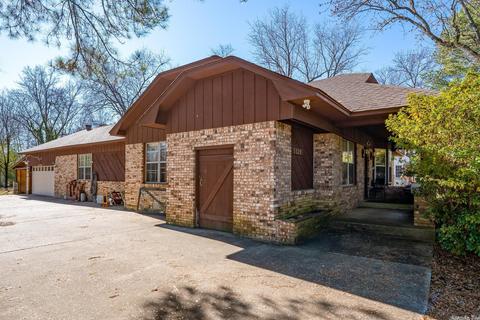 1429 Bruce St, Conway, AR 72034 photo 3