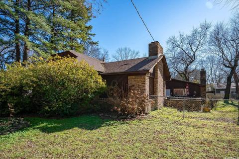 1429 Bruce St, Conway, AR 72034 photo 2