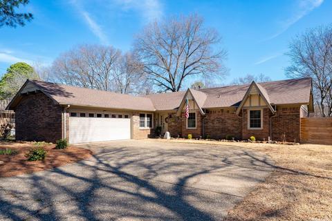 16 White Oak Dr, Conway, AR 72034 photo 1