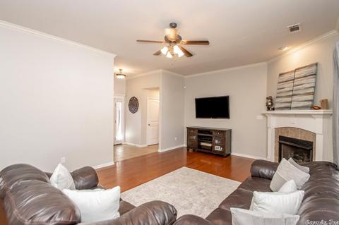 2208 Henry, Bryant, AR 72022 photo 6