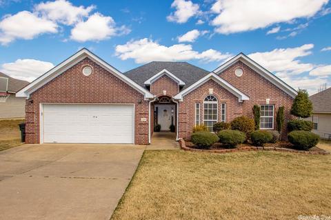 2208 Henry, Bryant, AR 72022 photo 1