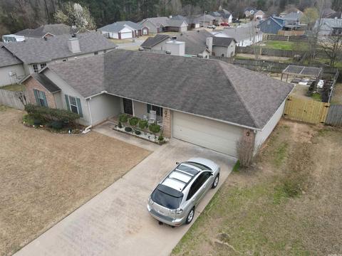 817 Fox Ridge Dr, Benton, AR 72019 photo 2
