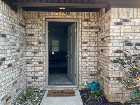 64 Eaglebrook Dr, Conway, AR 72032 photo 3
