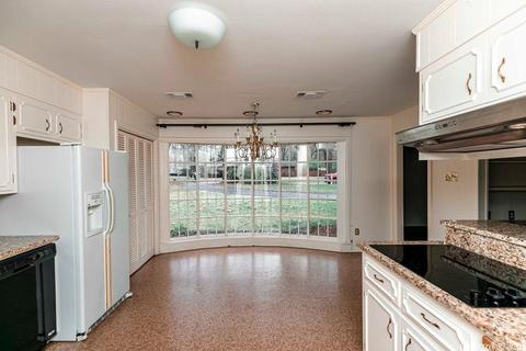 18 W Southern Pnes, Pine Bluff, AR 71603 photo 3