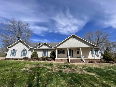 56 Watson Ln, Ash Flat, AR 72513 photo 1