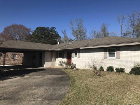 2303 N Sheraton Dr, Pine Bluff, AR 71603 photo 2