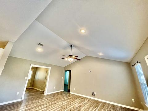201 Mountain View St, Bismarck, AR 71929 photo 8