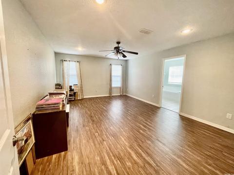 201 Mountain View St, Bismarck, AR 71929 photo 14