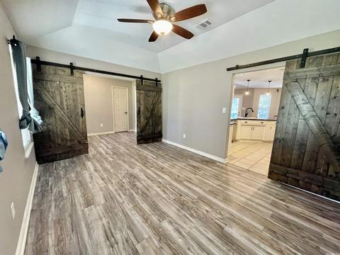 201 Mountain View St, Bismarck, AR 71929 photo 4