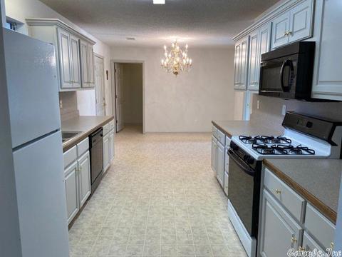 19 Shoemaker Cir, Conway, AR 72032 photo 11