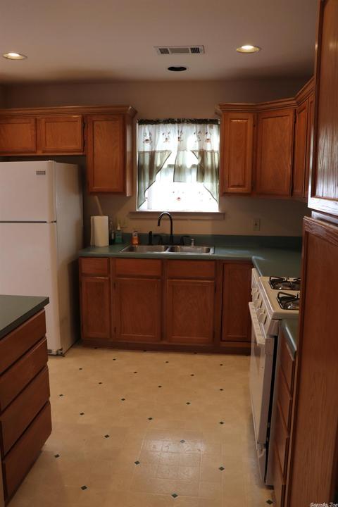 9 Raleigh Ln, Alexander, AR 72002 photo 5