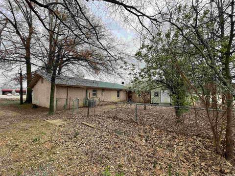 1109 N Main St, Brinkley, AR 72021 photo 2