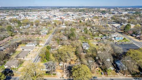 860 Davis St, Conway, AR 72034 photo 31