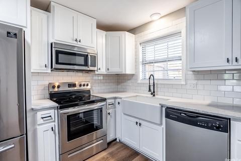 860 Davis St, Conway, AR 72034 photo 8