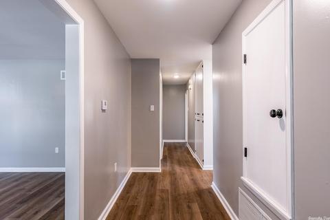 860 Davis St, Conway, AR 72034 photo 2