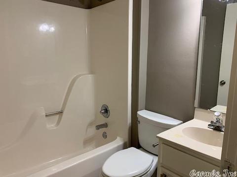 1827 Independence Ave, Conway, AR 72034 photo 4
