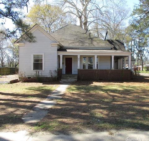 513 W Pine St, Warren, AR 71671 photo 1