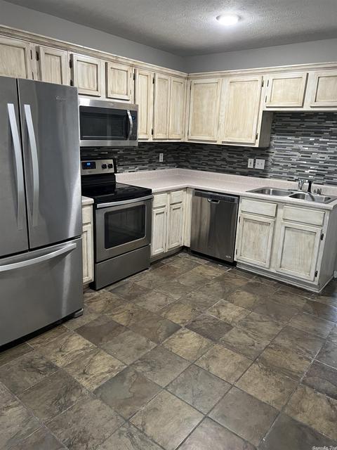 160 Middle Rd, Conway, AR 72032 photo 4