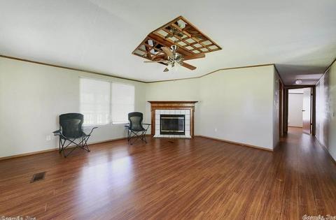 407 Heather Loop, Lonoke, AR 72086 photo 3
