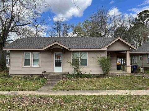 1622 Duncan, Conway, AR 72034 photo 1