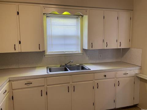 615 Poplar Dr, Benton, AR 72015 photo 7