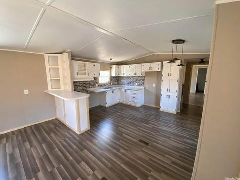575 Junior, Clinton, AR 72031 photo 3