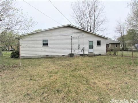 1803 Howard St, Pine Bluff, AR 71603 photo 4