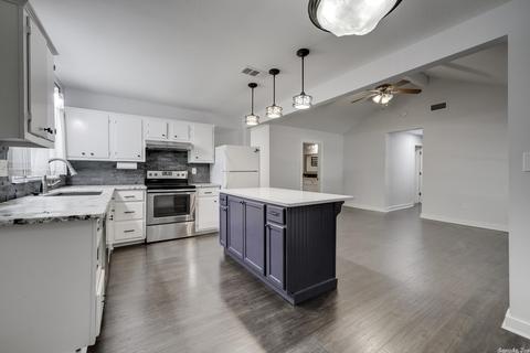 703 5th St, Conway, AR 72032 photo 10