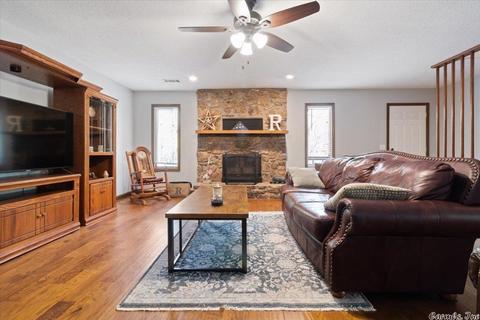 5538 Ridgeway Dr, Benton, AR 72019 photo 6