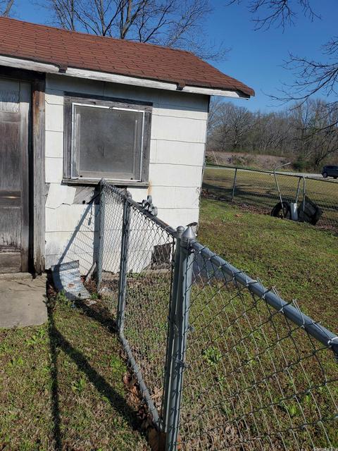 103 Pine St, Mcrae, AR 72102 photo 3
