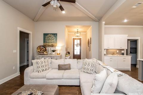 708 Jalin Cv, Benton, AR 72019 photo 8