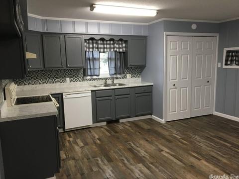 307 E Georgia, Walnut Ridge, AR 72476 photo 5