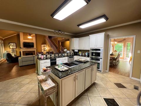 8 Rivercrest Cir, Benton, AR 72019 photo 10