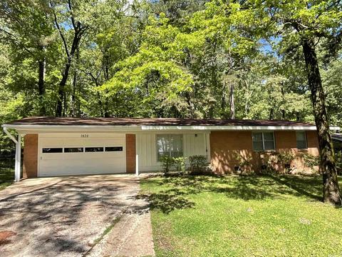 1820 Lakeview Dr, Benton, AR 72015 photo 1