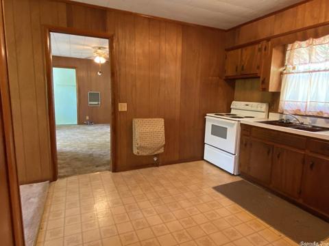 12 E Crescent Dr, Williford, AR 72482 photo 10