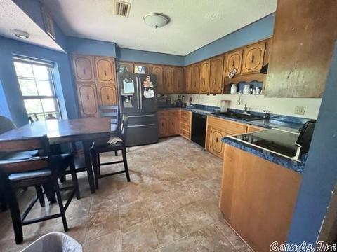 304 S Pine St, Cabot, AR 72023 photo 4