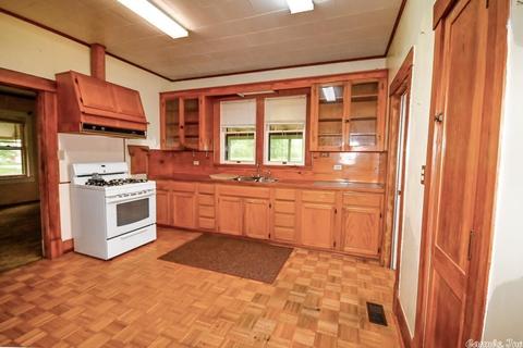 1301 Hickory Ave, Mena, AR 71953 photo 28