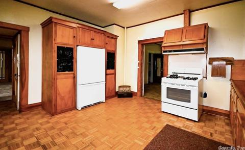 1301 Hickory Ave, Mena, AR 71953 photo 29