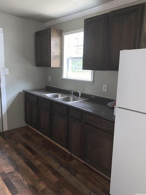 1602 W 9th Ave, Pine Bluff, AR 71603 photo 4