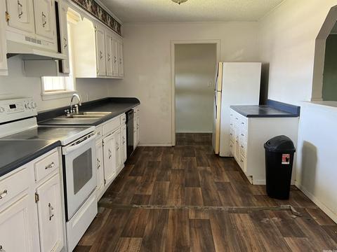 217 E Thompson St, Amity, AR 71921 photo 5