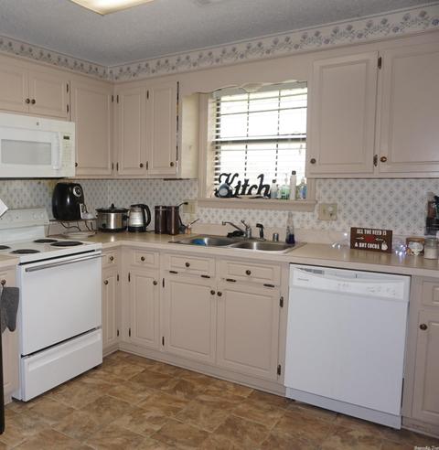 101 Wesley Dr, Searcy, AR 72143 photo 9