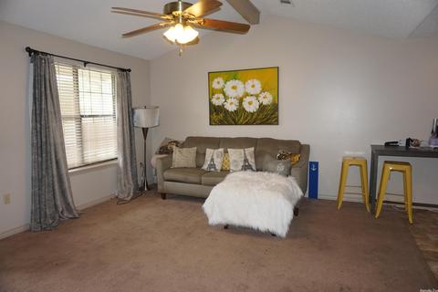 101 Wesley Dr, Searcy, AR 72143 photo 3