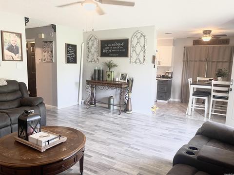 814 W Main St, Trumann, AR 72472 photo 5