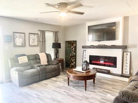 814 W Main St, Trumann, AR 72472 photo 4