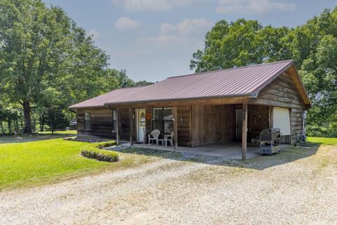 1915 Kay, Benton, AR 72015 photo 3
