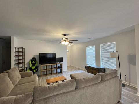 104 Austin Ln, Benton, AR 72015 photo 6
