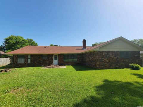 8 Cromwell, Pine Bluff, AR 71603 photo 2