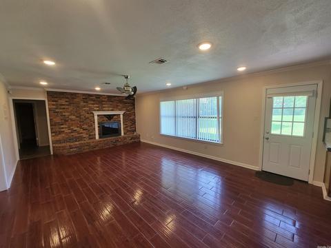 8 Cromwell, Pine Bluff, AR 71603 photo 12