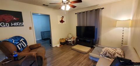 533 Smith, Trumann, AR 72472 photo 2