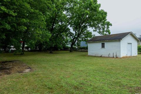 104 Raymond, Marked Tree, AR 72365 photo 3